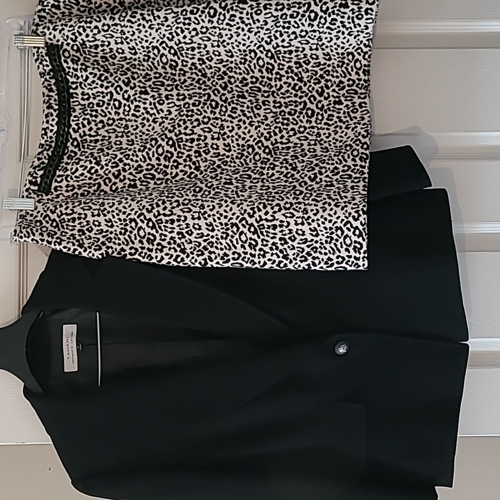 NWOT Tahari Blazer Skirt Set Size 12